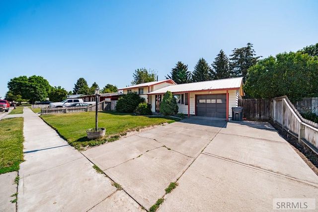 542 Starlite Avenue, Idaho Falls, ID 83402