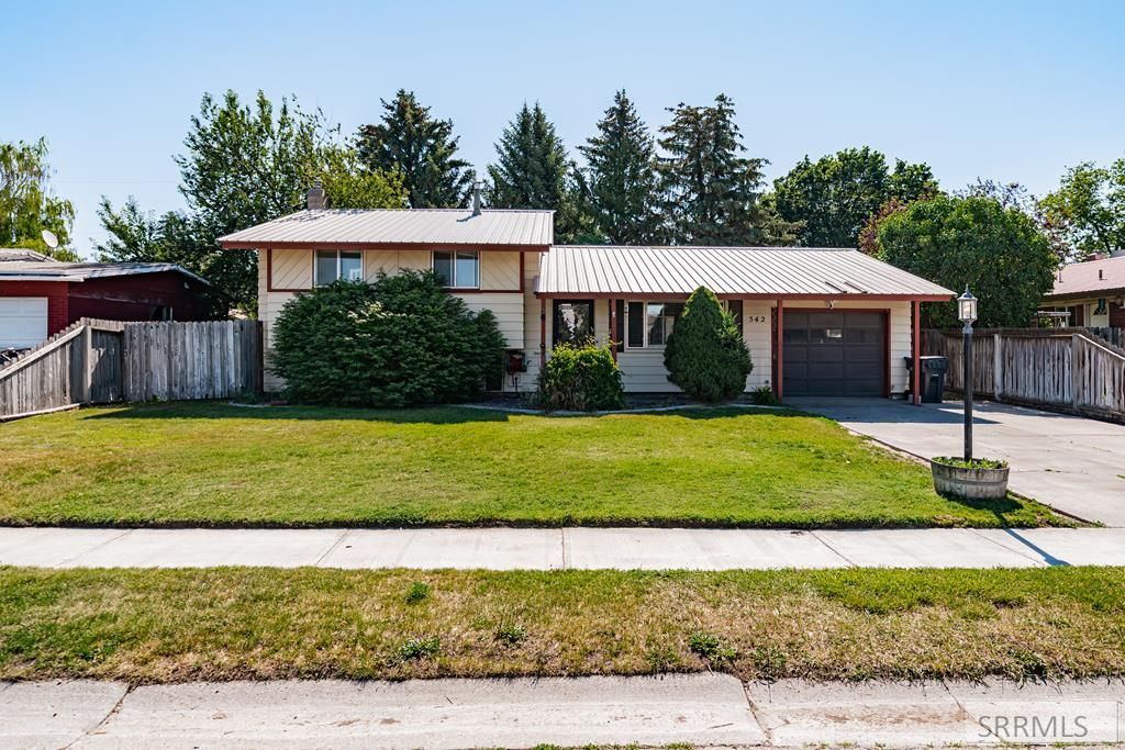 542 Starlite Avenue, Idaho Falls, ID 83402