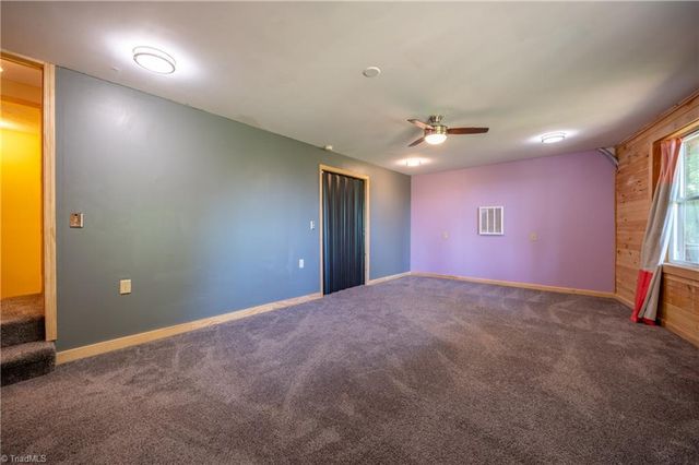 10 Doe Valley Drive, Copper Hill, VA 24079
