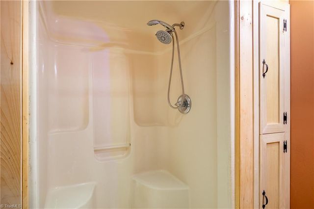 10 Doe Valley Drive, Copper Hill, VA 24079