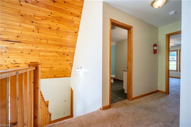 10 Doe Valley Drive, Copper Hill, VA 24079