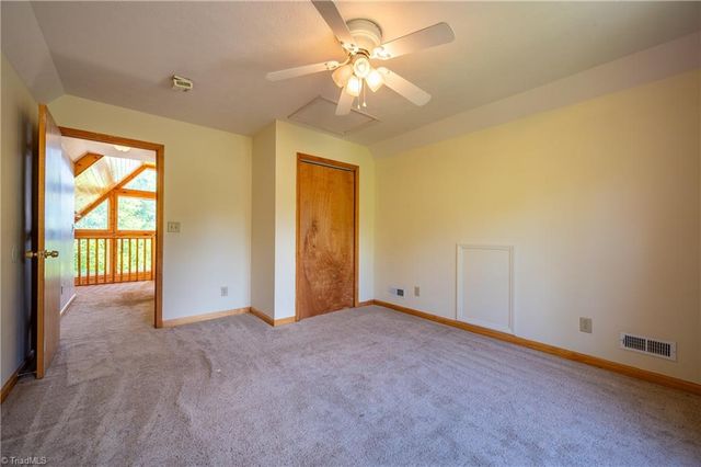 10 Doe Valley Drive, Copper Hill, VA 24079
