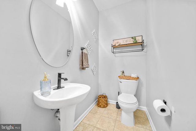 13131 COPPER BROOK WAY, Herndon, VA 20171