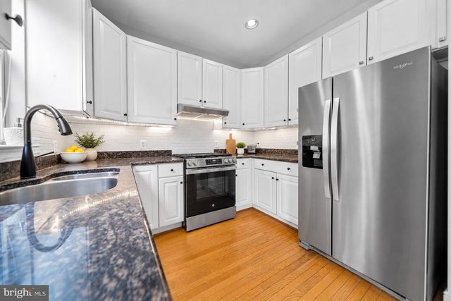 13131 COPPER BROOK WAY, Herndon, VA 20171