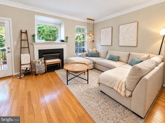 13131 COPPER BROOK WAY, Herndon, VA 20171