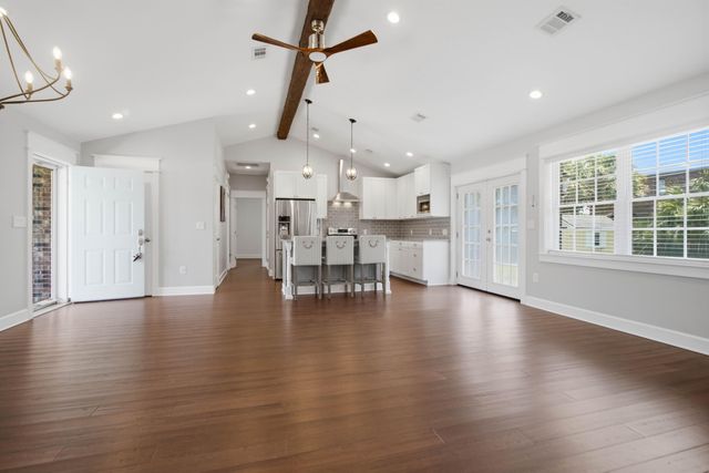1084 Rosemead Road, Mount Pleasant, SC 29464