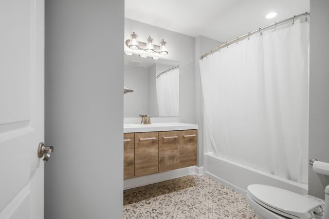 1084 Rosemead Road, Mount Pleasant, SC 29464
