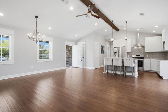 1084 Rosemead Road, Mount Pleasant, SC 29464