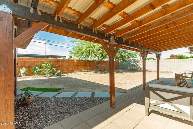 6728 N 24TH Drive, Phoenix, AZ 85015