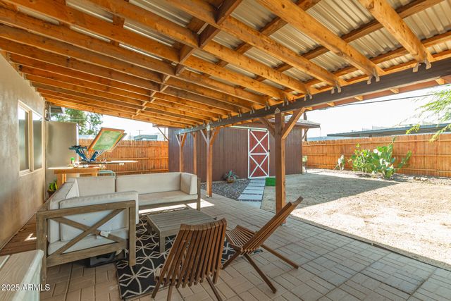 6728 N 24TH Drive, Phoenix, AZ 85015