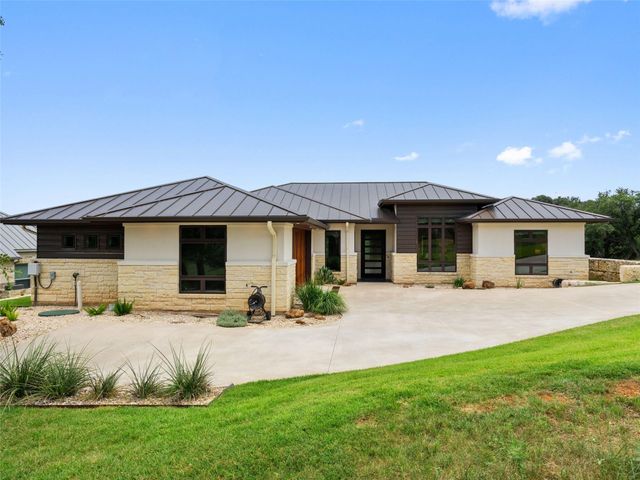 103 Whistle Stop, Horseshoe Bay, TX 78657