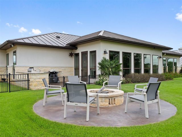 103 Whistle Stop, Horseshoe Bay, TX 78657
