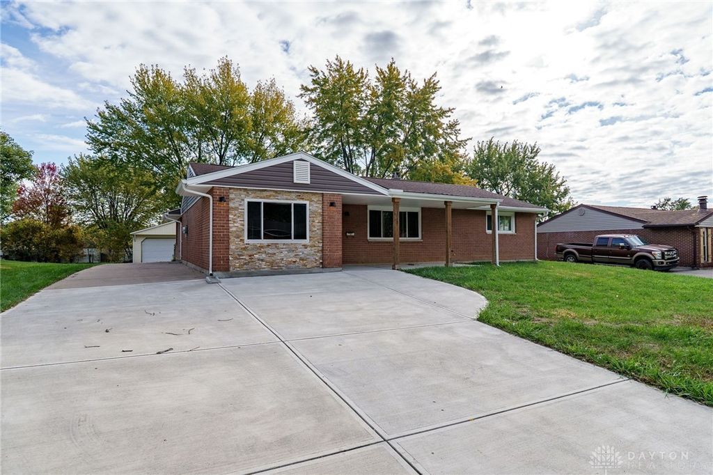 5802 Sparkhill Drive, Dayton, OH 45414