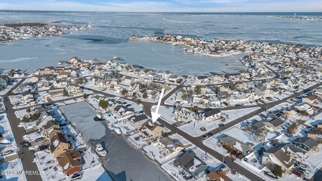 608 Conroy Avenue, Toms River, NJ 08753