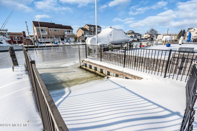 608 Conroy Avenue, Toms River, NJ 08753