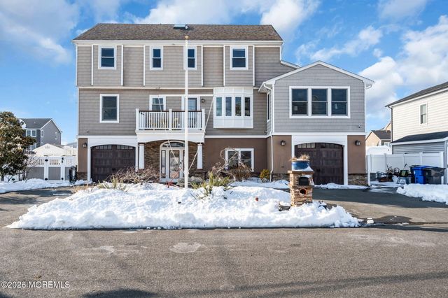 608 Conroy Avenue, Toms River, NJ 08753