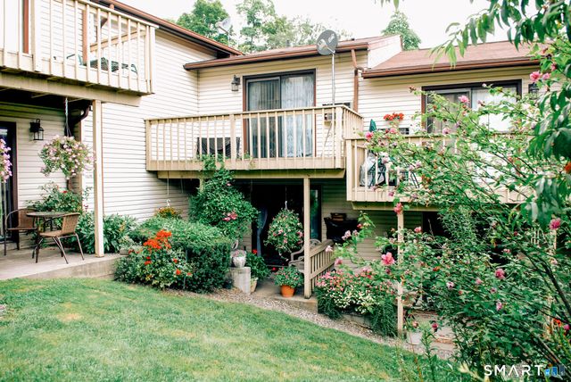13 Santangelo Terrace 13, Derby, CT 06418