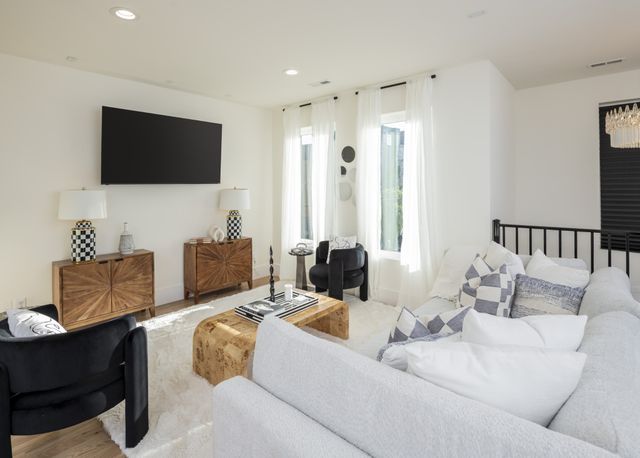 1201B Brick Church Pike, Nashville, TN 37207