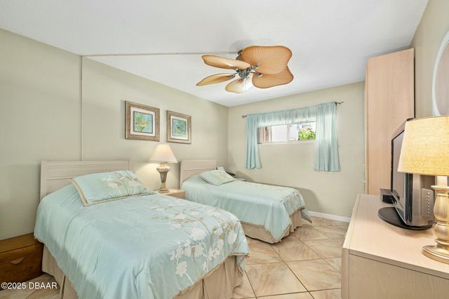 2711 N Halifax Ave Apt 184, Daytona Beach, FL 32118