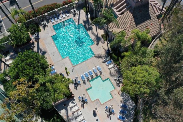 925 Calle Del Pacifico, Glendale, CA 91208