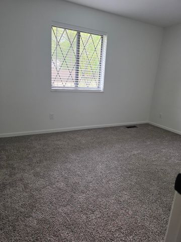 4601 Lynbrook Drive, Flint, MI 48507