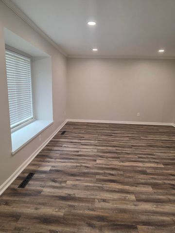 4601 Lynbrook Drive, Flint, MI 48507