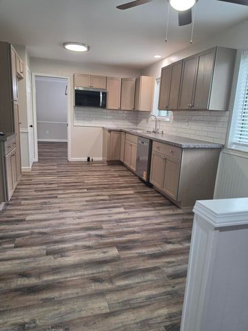 4601 Lynbrook Drive, Flint, MI 48507