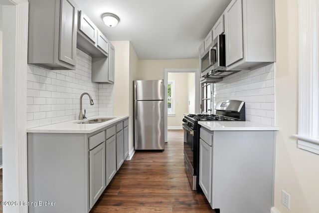 1059 Dixon Ave, Louisville, KY 40217