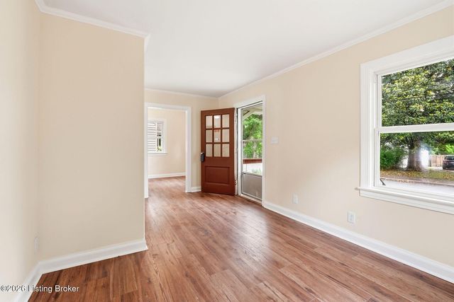 1059 Dixon Ave, Louisville, KY 40217