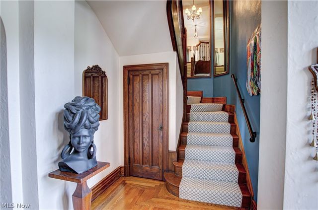 13715 Shaker Boulevard 1B, Cleveland, OH 44120