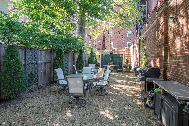 13715 Shaker Boulevard 1B, Cleveland, OH 44120