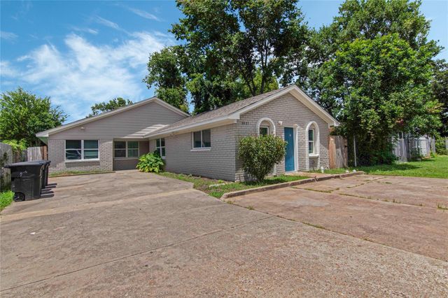 3621 Mainer Street C, Houston, TX 77021