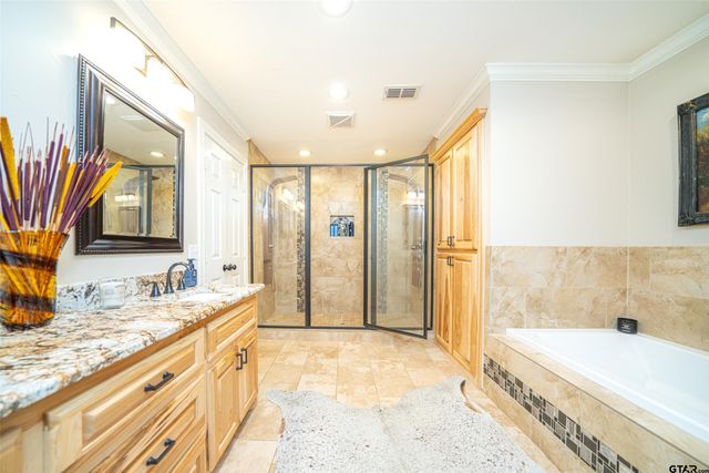 386 Spring Creek Drive, Mount Vernon, TX 75457