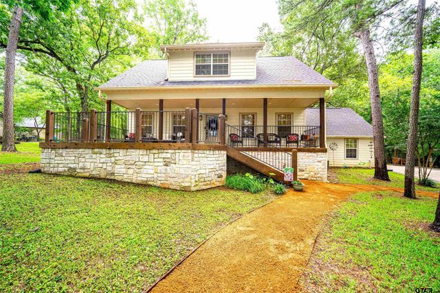 386 Spring Creek Drive, Mount Vernon, TX 75457