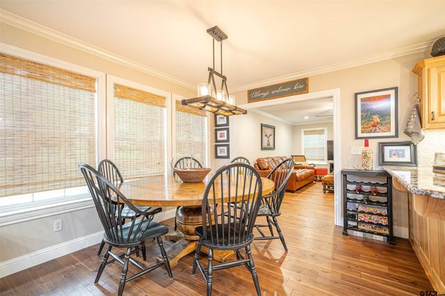 386 Spring Creek Drive, Mount Vernon, TX 75457