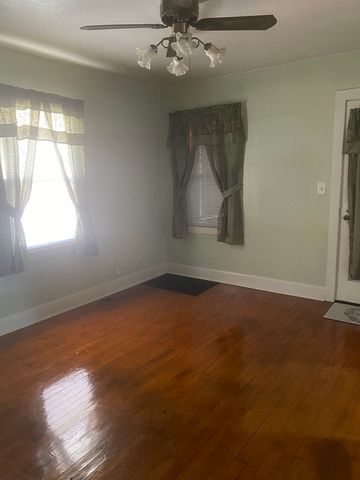 126 S Thornwood Avenue, Davenport, IA 52802
