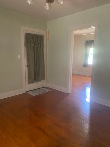 126 S Thornwood Avenue, Davenport, IA 52802