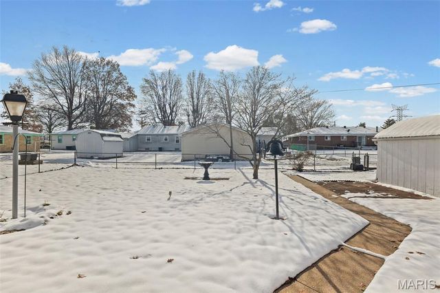 214 W 4th Street, Hartford, IL 62048