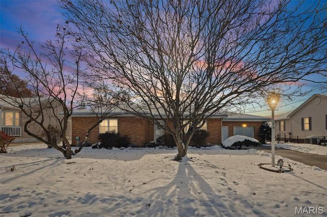 214 W 4th Street, Hartford, IL 62048