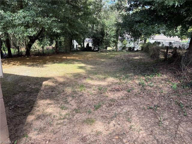 2621 Stockton Street, Winston-salem, NC 27127