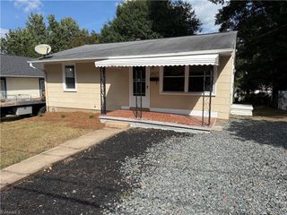 2621 Stockton Street, Winston-salem, NC 27127