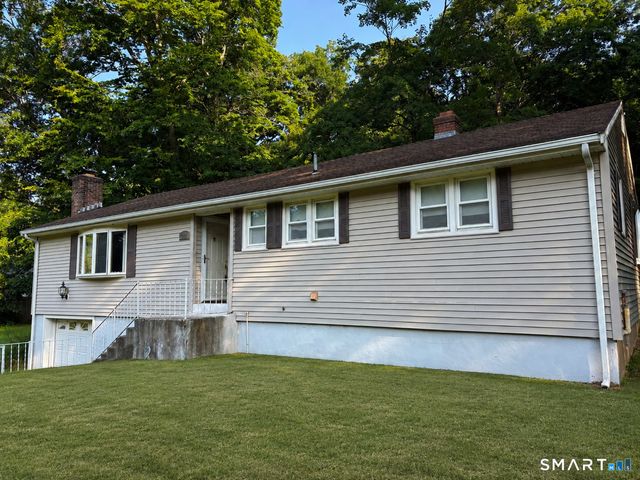 210 Griswoldville Avenue, Newington, CT 06111