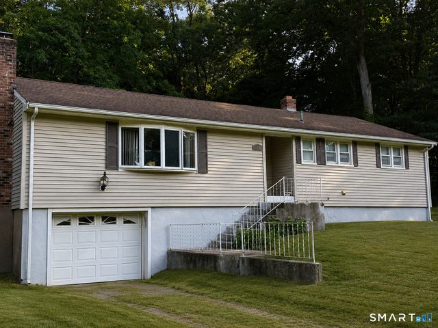 210 Griswoldville Avenue, Newington, CT 06111
