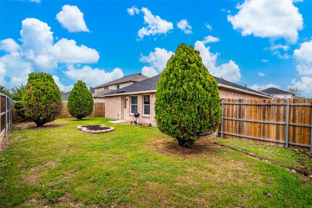 5311 Freestone Drive, Grand Prairie, TX 75052