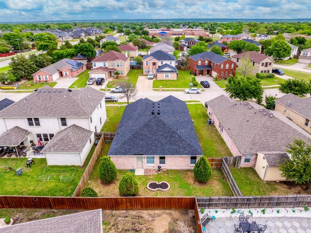 5311 Freestone Drive, Grand Prairie, TX 75052