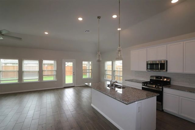 13068 Yellowstone Way, Providence Village, TX 76227