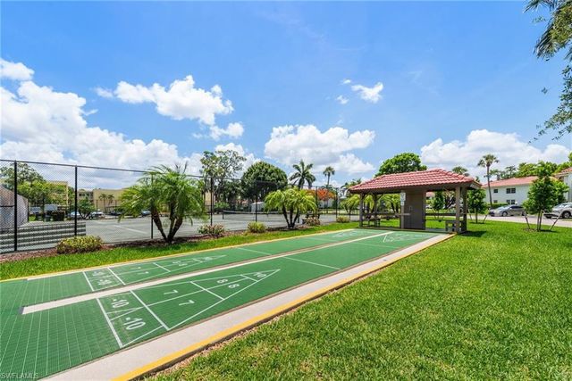 1055 Forest Lakes DR D114, Naples, FL 34105