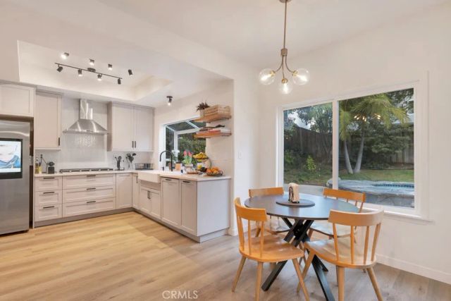 5038 Durant Court, Oak Park, CA 91377