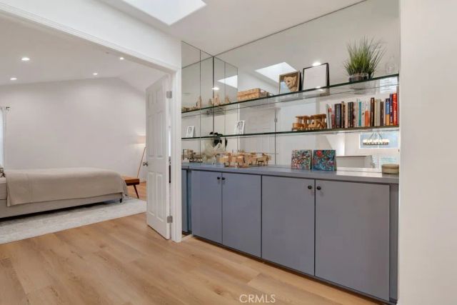 5038 Durant Court, Oak Park, CA 91377