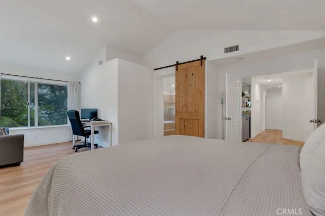 5038 Durant Court, Oak Park, CA 91377